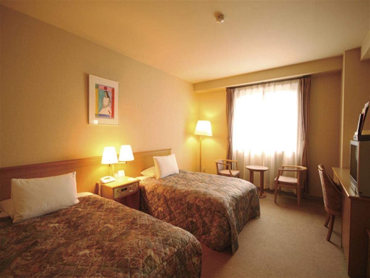Fukuno Town Hotel A・Mieux Nanto Экстерьер фото
