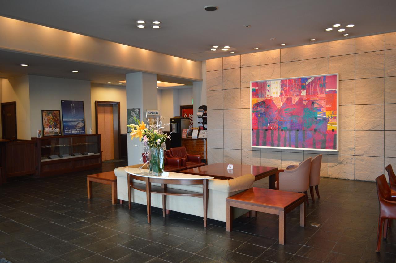 Fukuno Town Hotel A・Mieux Nanto Экстерьер фото