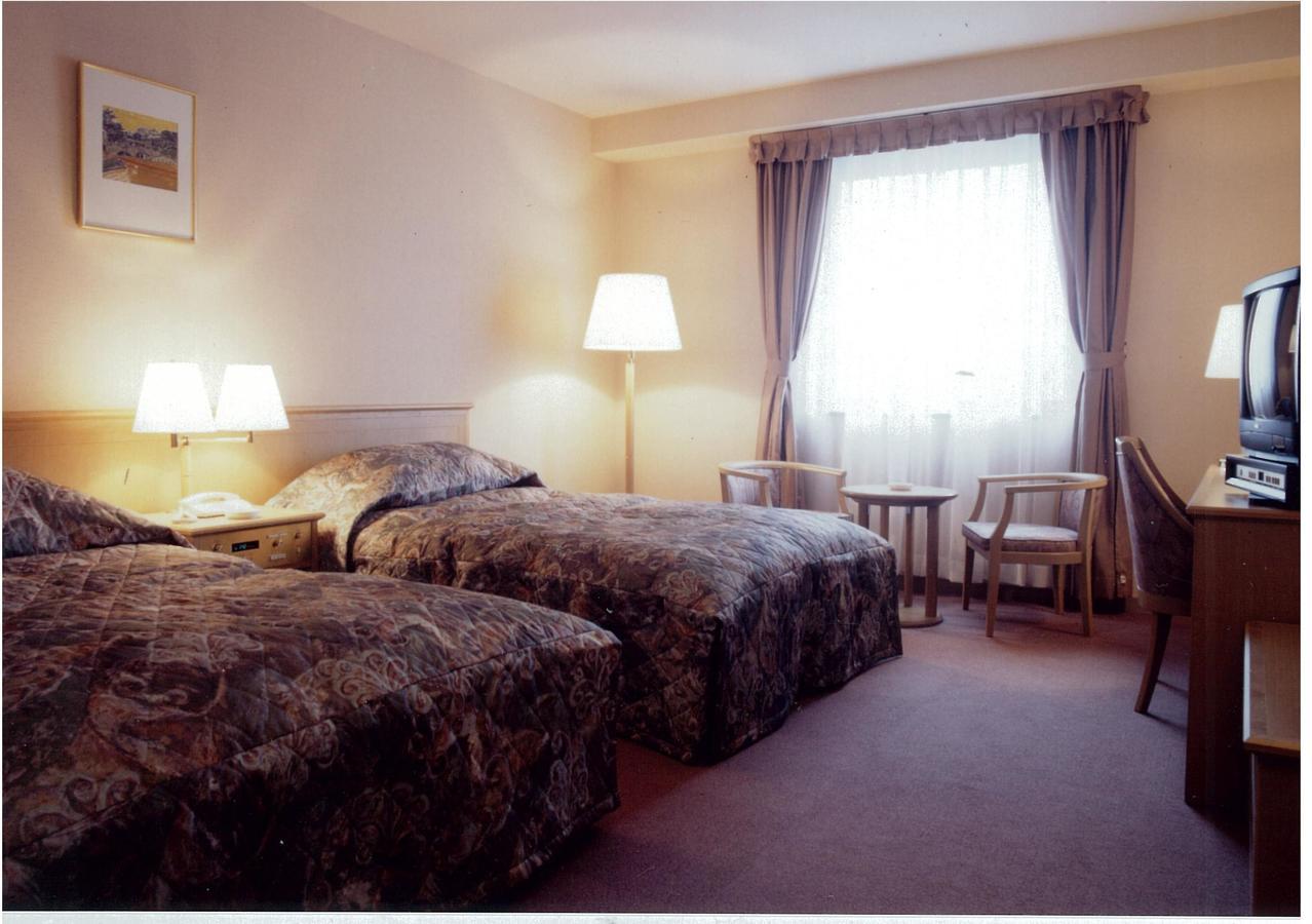 Fukuno Town Hotel A・Mieux Nanto Экстерьер фото