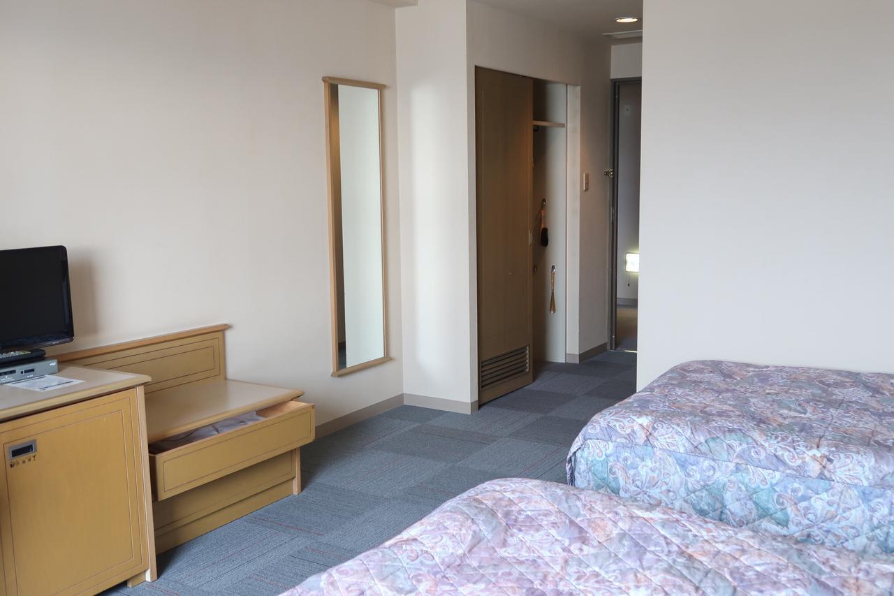 Fukuno Town Hotel A・Mieux Nanto Экстерьер фото