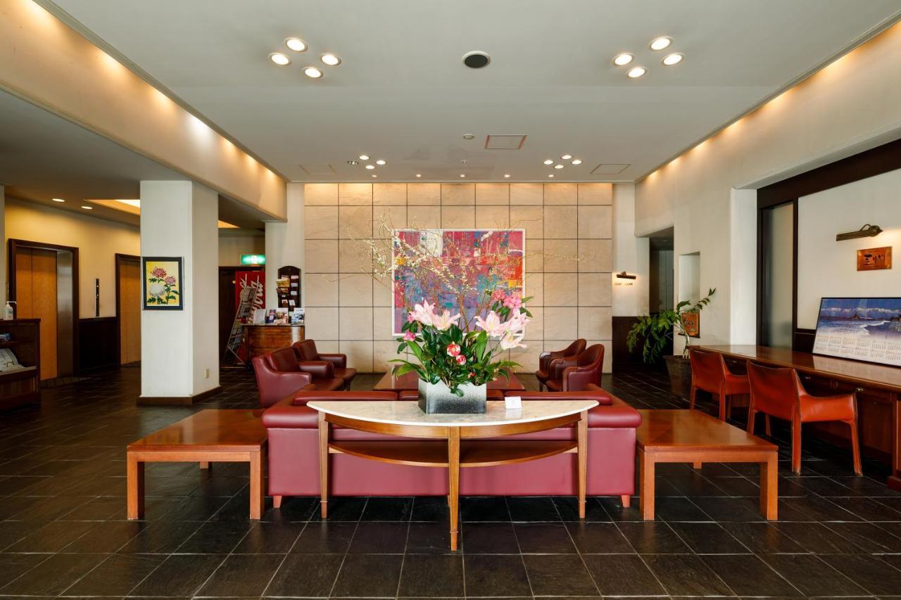 Fukuno Town Hotel A・Mieux Nanto Экстерьер фото