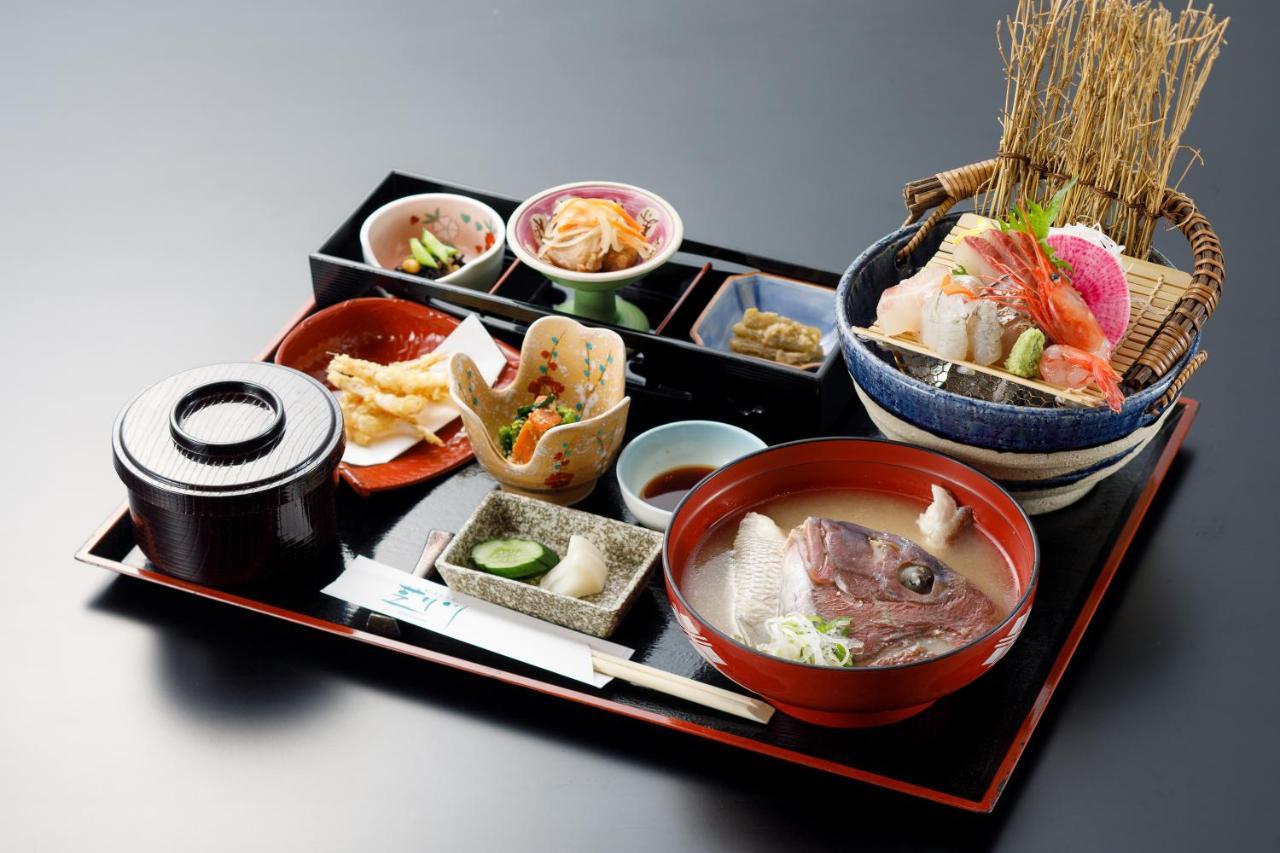 Fukuno Town Hotel A・Mieux Nanto Экстерьер фото