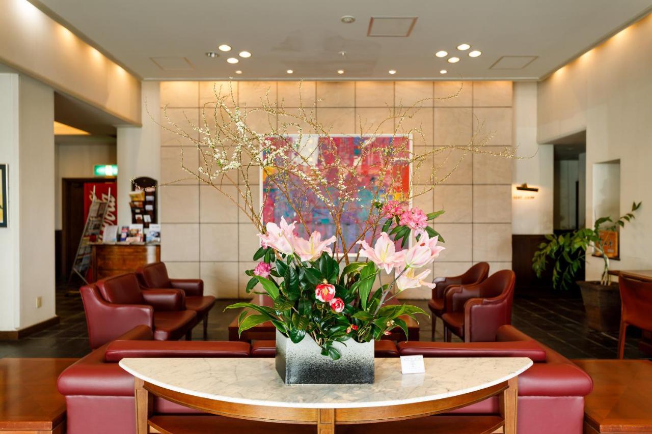 Fukuno Town Hotel A・Mieux Nanto Экстерьер фото