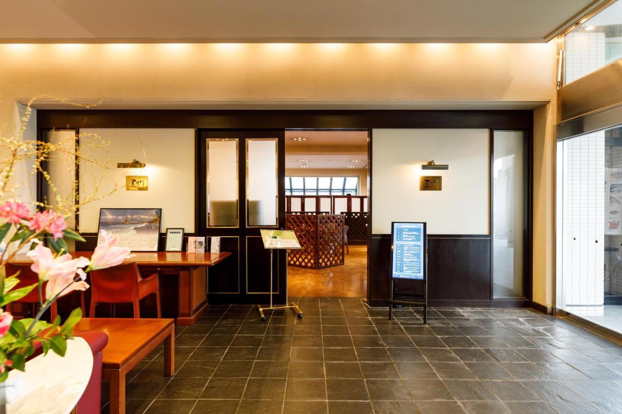 Fukuno Town Hotel A・Mieux Nanto Экстерьер фото